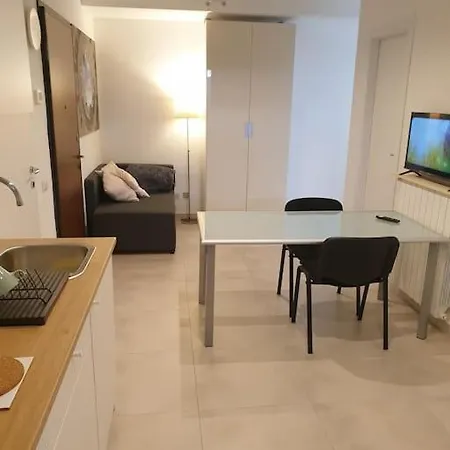 公寓 Garden Flat In Navigli Zone