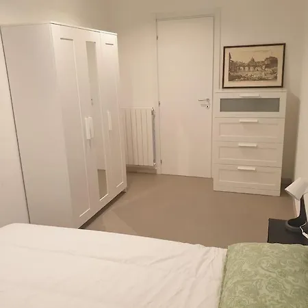 Lejlighed Garden Flat In Navigli Zone *