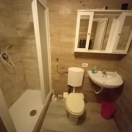 Апартаменты 4 Rooms,2free Parking Station Central Милан