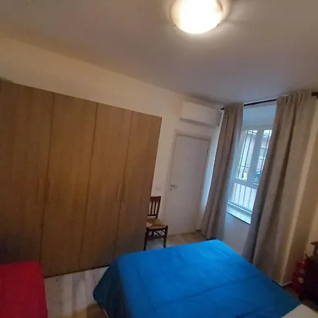 4 Rooms,2free Parking Station Central Apartment Mailand