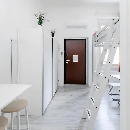Whitenest - Loft With A Chic Vibe