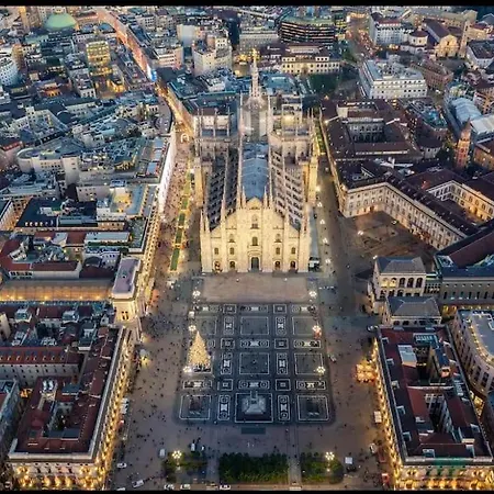 Centrale, M3 Sondrio-duomo 10 Minuti Lejlighed Milano