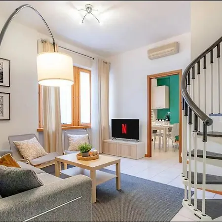 Apartment - M3 Sondrio, Duomo 10 Minuti