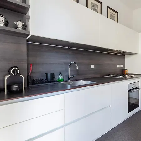 Homeby, Casa Melzo Chic In Porta Venezia ميلان