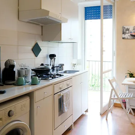 2min Metro Rossa-20min San Siro-ac-parcheggi Apartment *