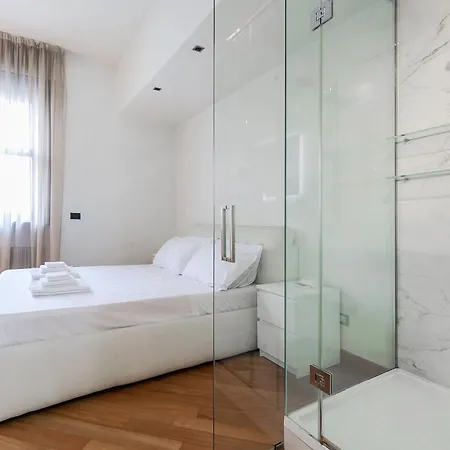 San Babila Luxury - In The Heart Of Fashion Disctrict Apartment Mailand