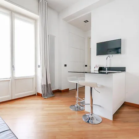 Apartment San Babila Luxury - In The Heart Of Fashion Disctrict *
