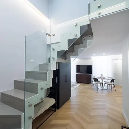 아파트 Design On 2 Floors Via Della Spiga 밀라노