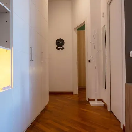 Apartmán - 10 Min Duomo- M3 - Urban Retreat *