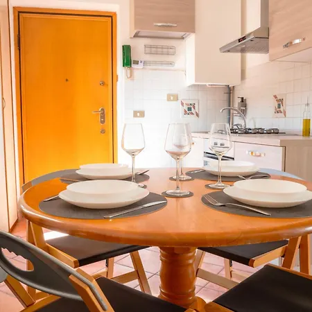 Navigli Flat Apartment *