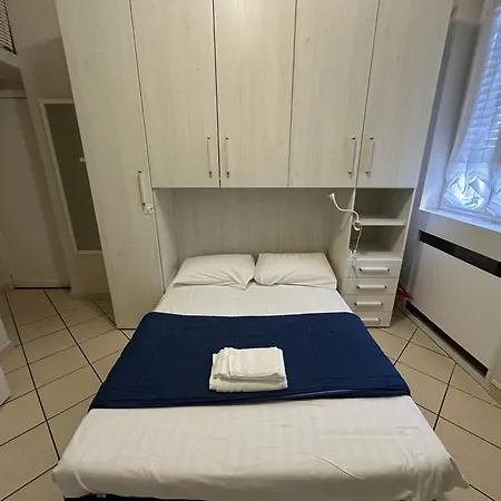 La Perla Fondazione Prada Apartamento