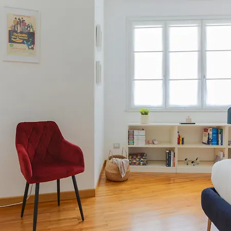 Apartment The Rent - Spacious And Renovated Multi-room In The Missori Area Milan
