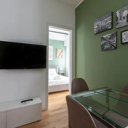 Corso Sempione Modern Flat Mailand