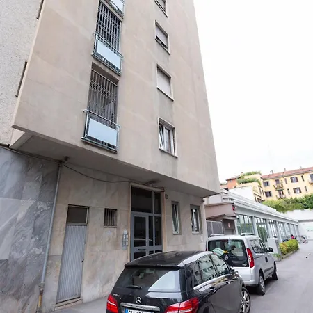 Easytopstay - Corso Sempione Modern Flat