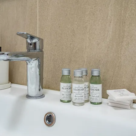 Milano-washington Modern Apartment