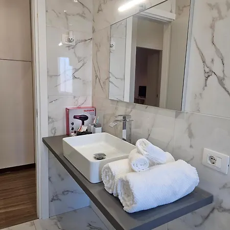 아파트 Panoramic Dream House Navigli *