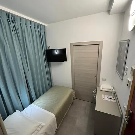 Parma 2* Milan