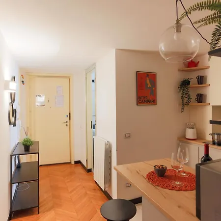 The Rent - Colorful In Station Appartamento
