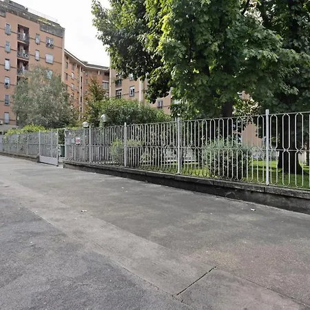 Cadolini - Secured Parking! - Duomo In 20 Min - Quiteness And Garden Appartamento *