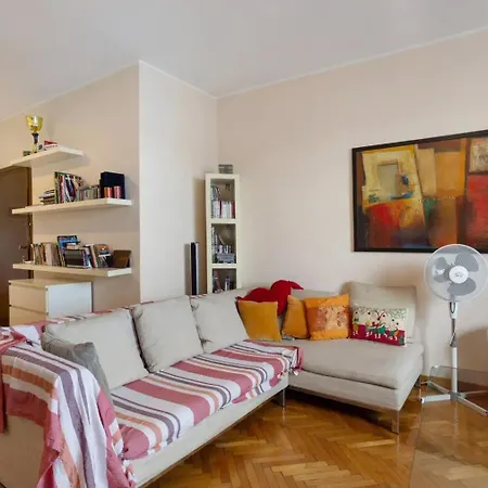 Appartamento Cadolini - Secured Parking! - Duomo In 20 Min - Quiteness And Garden