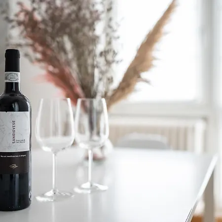 Favola House Isola Daire *