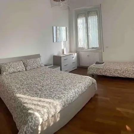 Apartamento Zero Stress - Park & Ride - Private Parking Included, Close To Metro To Duomo, Stadio San Siro *