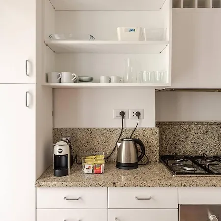 Apartamento Zero Stress - Park & Ride - Private Parking Included, Close To Metro To Duomo, Stadio San Siro
