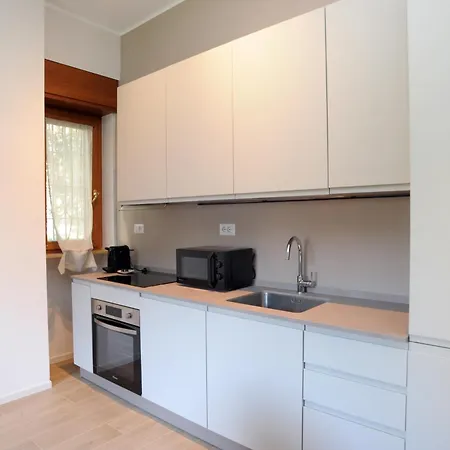 Apartment Gambara *
