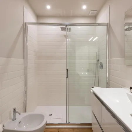 Apartament Arcimboldi 5 A Due Passi Dal Duomo Mediolan