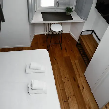 Ideal Rent - Farini 74 *