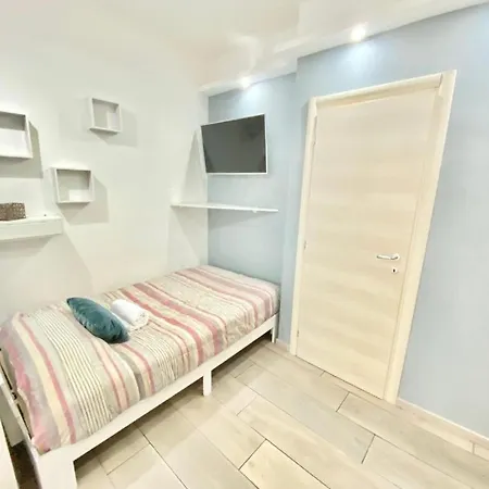 Bocconi Home, Moderno Con 2 Bagni E 2 Da Letto Appartamento