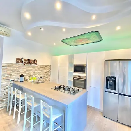 Bocconi Home, Moderno Con 2 Bagni E 2 Da Letto Appartamento Milano