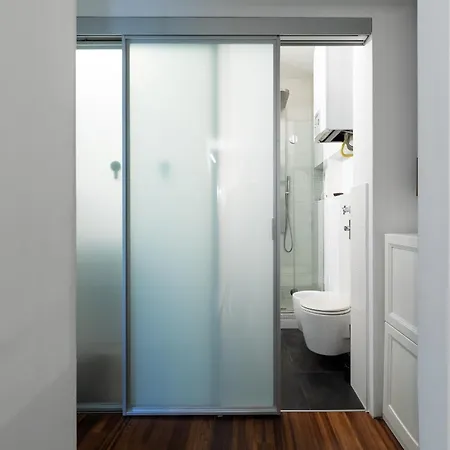 Apartment Eutropia - Ampio In Porta Venezia Milan