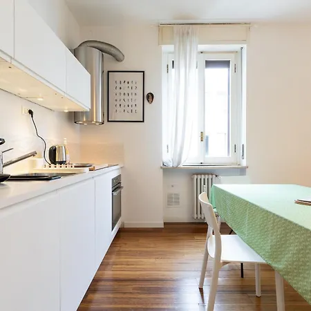 Eutropia - Ampio In Porta Venezia Milan