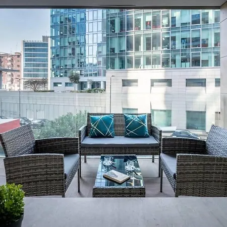 Milano Centrale-Bosco Verticale -Suite Relax Con Terrazzo
