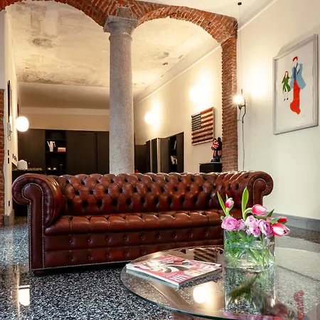 Luxury Loft Near Duomo And Garage * Mediolan