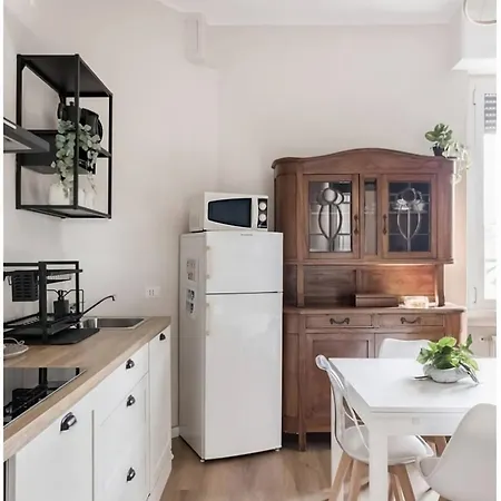 2 Bedroom Gem Near Milano Centrale Fast Wi Fi Kademy House Apartment
