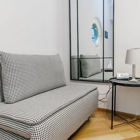 San Babila Prestige - A Few Steps From Duomo Apartment Milan