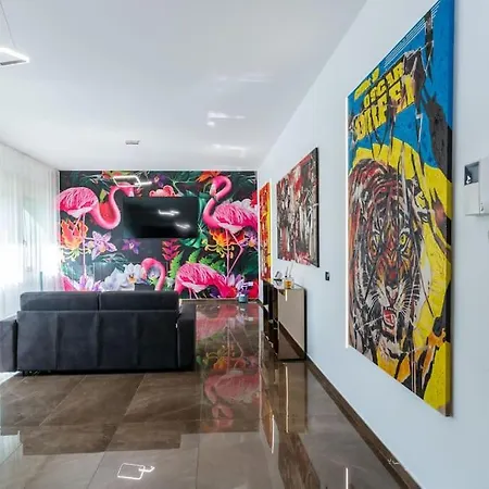 Luxury & Art A Due Passi Dall'universita Bocconi