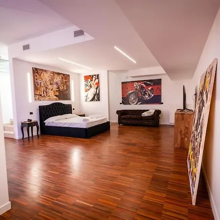 Apartment Luxury & Art A Due Passi Dall'universita Bocconi Milan