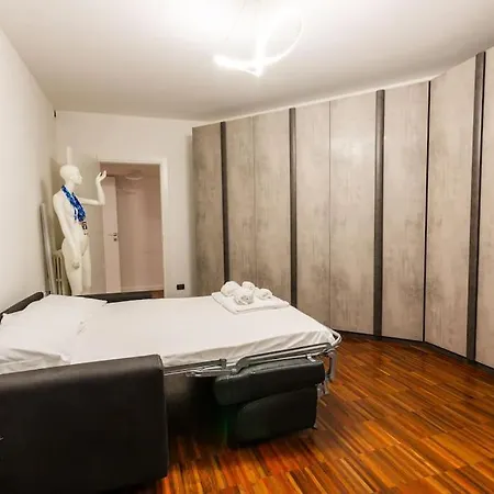 Luxury & Art A Due Passi Dall'universita Bocconi Apartment *