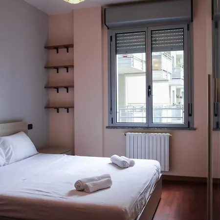 Urban Balcony Hideaway - 3 People מילאנו