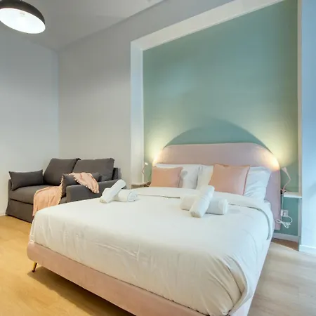 Italianflat - Elegant With Balcony In Navigli Gasthuis Milaan