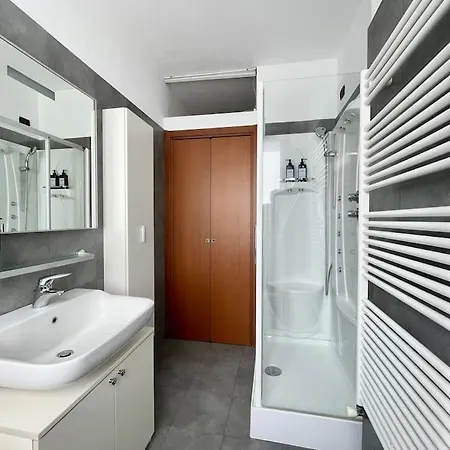 Santa Giulia Terrace Apartment *