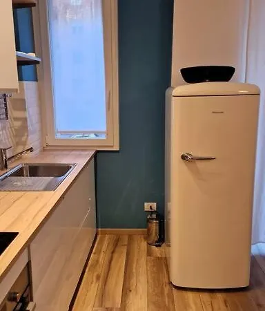 Monolocale Blu Flat - Fondazione Prada, Ieo, Duomo 15 Minuti * Milano