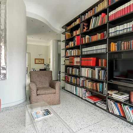 Apartment Duomo - Elegant & Design 1 Bdr By Rentopolis Milan