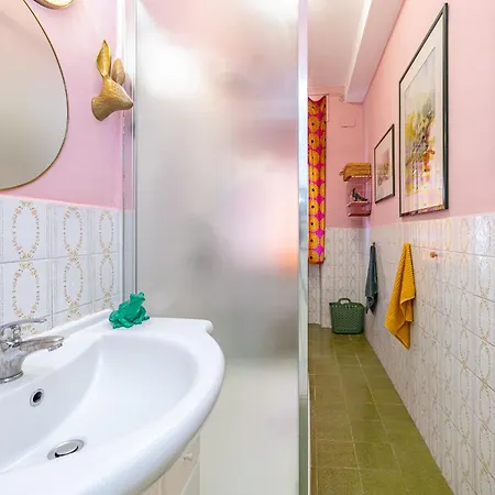 Apartamento Funky House Next To The Airport! *