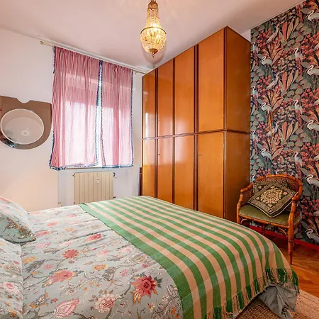 Funky House Next To The Airport! Apartamento *