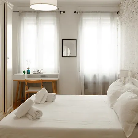 Appartement Duomo Navigli Darsena 15min-ac-self Check In Milan