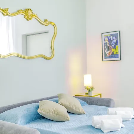 Duomo Deluxe - Bilocale Moderno - Metro - Wi-f Διαμέρισμα